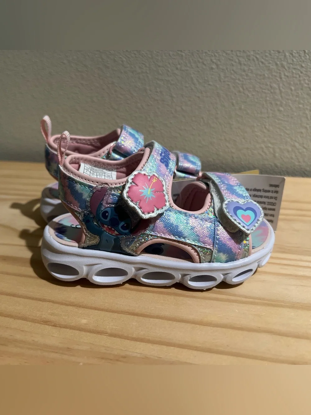NWT Disney Lilo & Stitch Light Up Kids Sandals Adjustable Velcro Straps Size 6